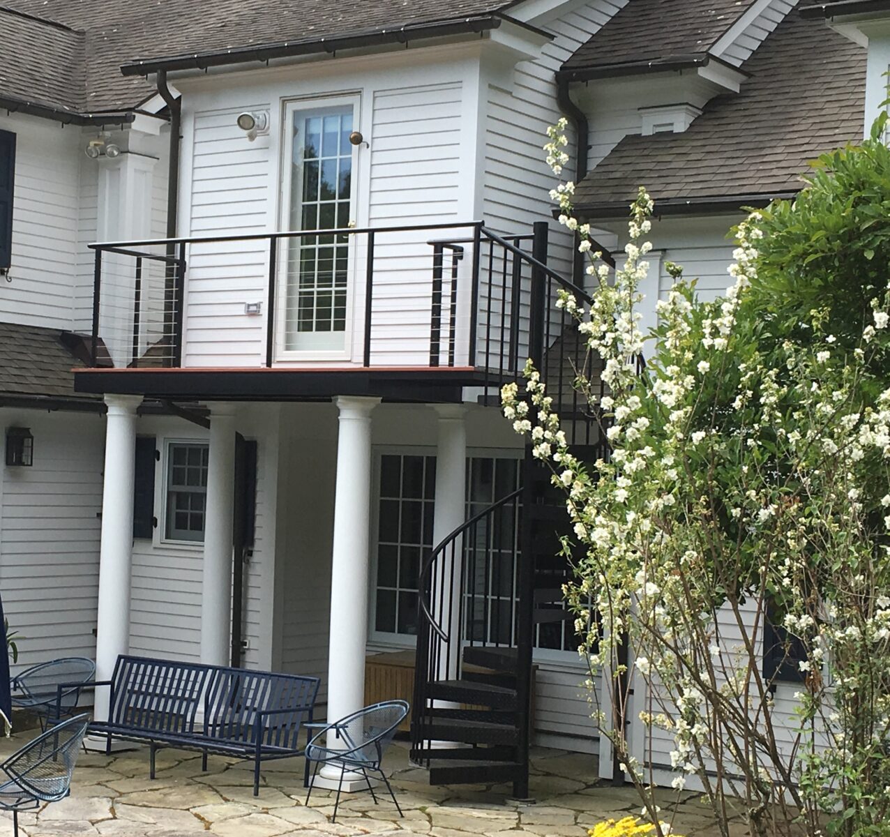 New Trends and Best Treads for Outdoor Staircases