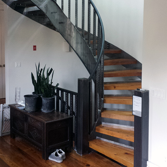 Side Stringer Curved Staircase